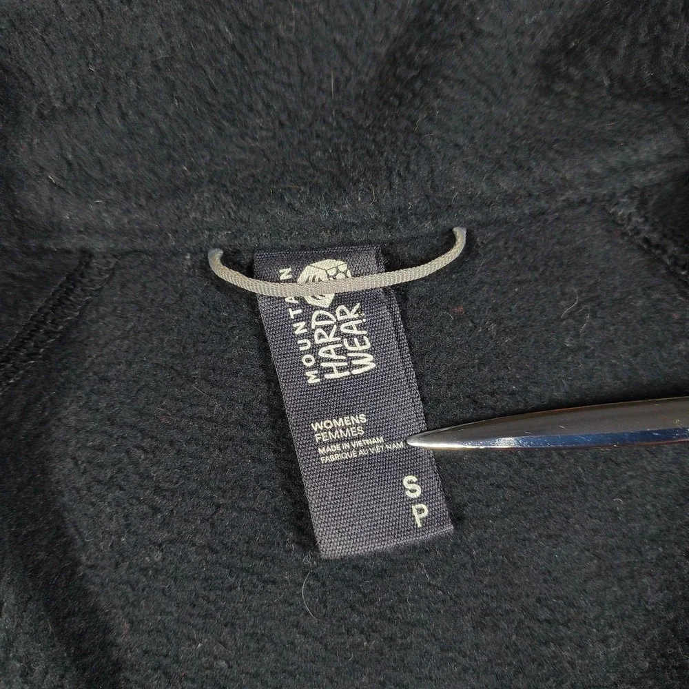 Mountain Hardwear sweatshirt gently